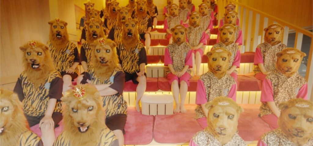 キングアンドクイーンの富士山溶岩ロウリュサウナ(BIGスタジアムサウナ)の内観