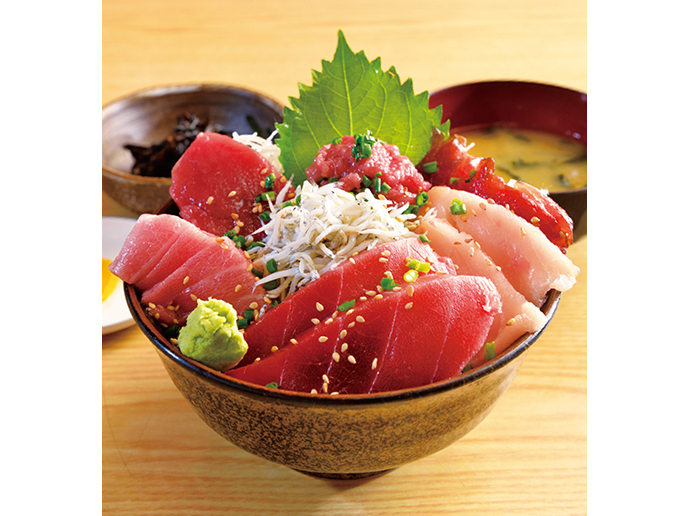 かねあのまんぷく券メニュー|赤身・中トロ・ねぎとろ・しらすが乗ったまぐろ丼