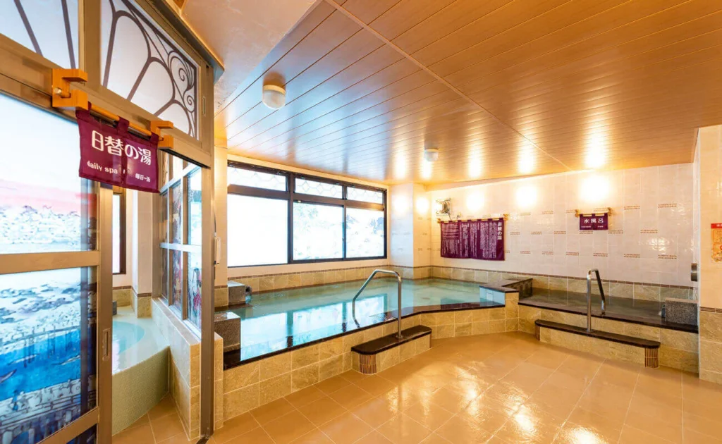 RAKU SPA 1010 神田の浴室