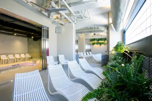 saunahouseの外気浴スペース「VERANDA」